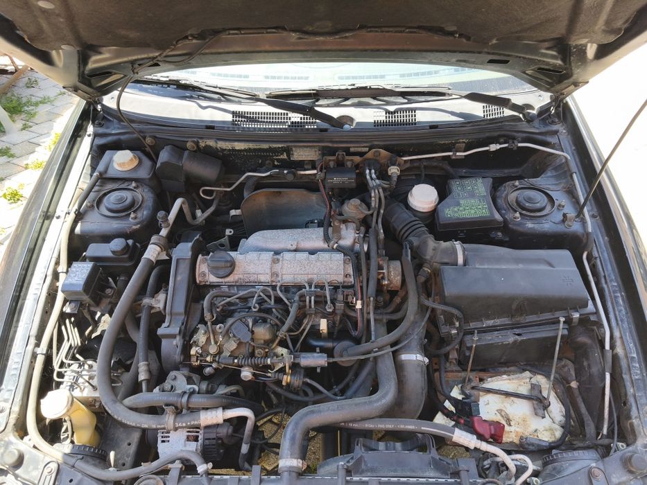 Mitsubishi Carisma 1.9 TD usado