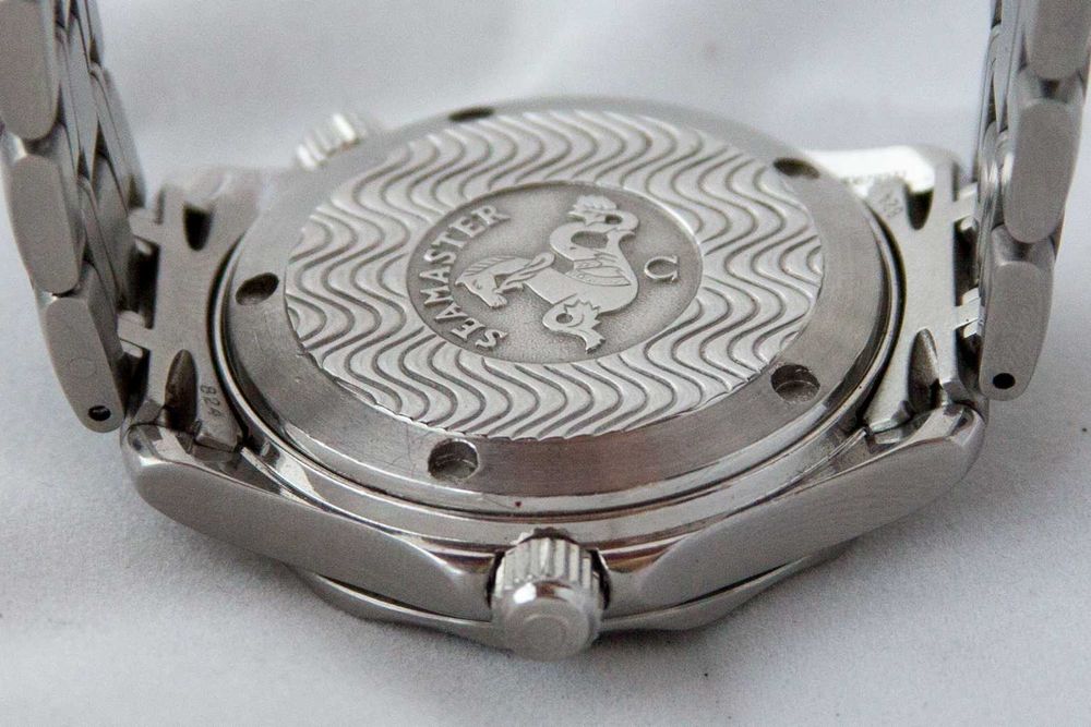 Omega Seamster Diver Professional 300M Automatic James Bond