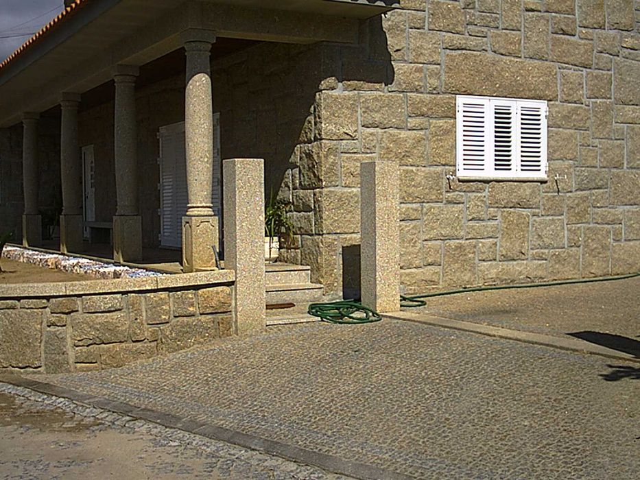 Pilares em granito