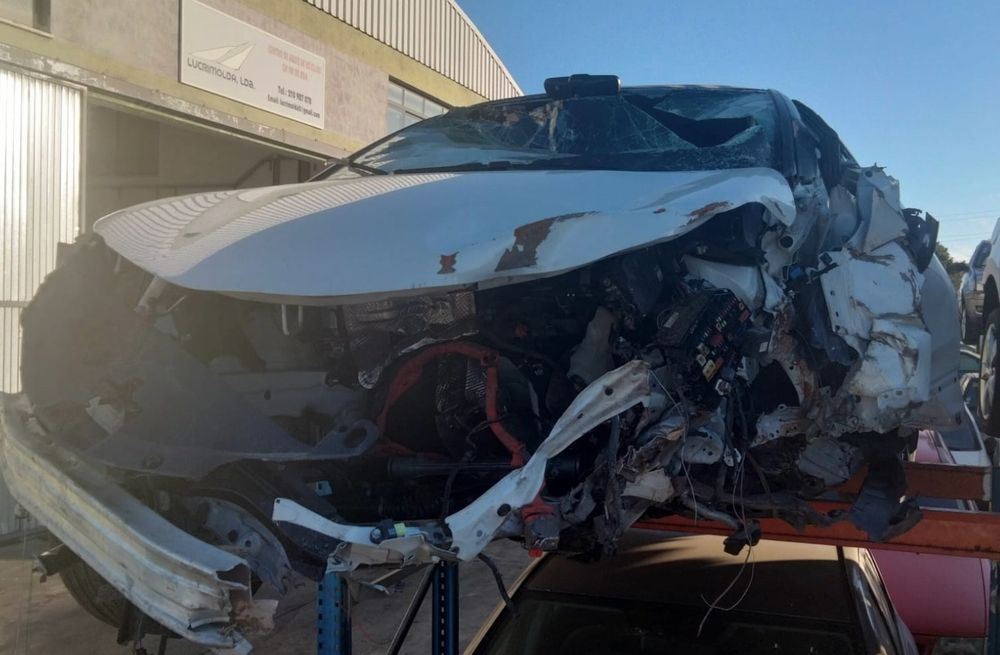 Toyota C-Hr 2.0 Hybrid De 2020 Disponível Para Peças