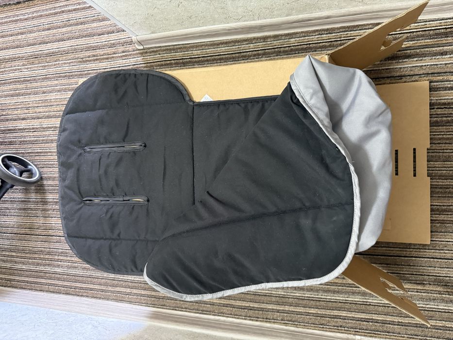 Продам коляску cybex beezy.