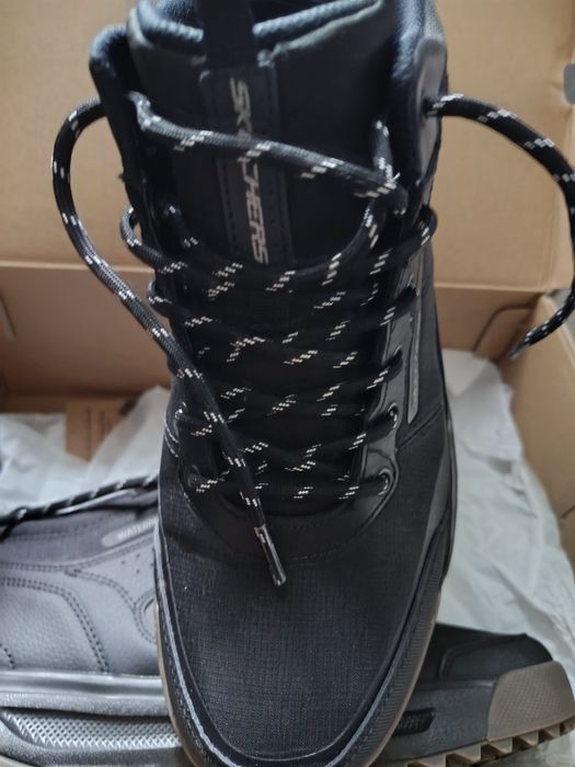 Sketchers кросівки