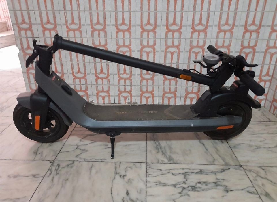 Trotinete Elétrica NIU KQi2 Pro Cinza