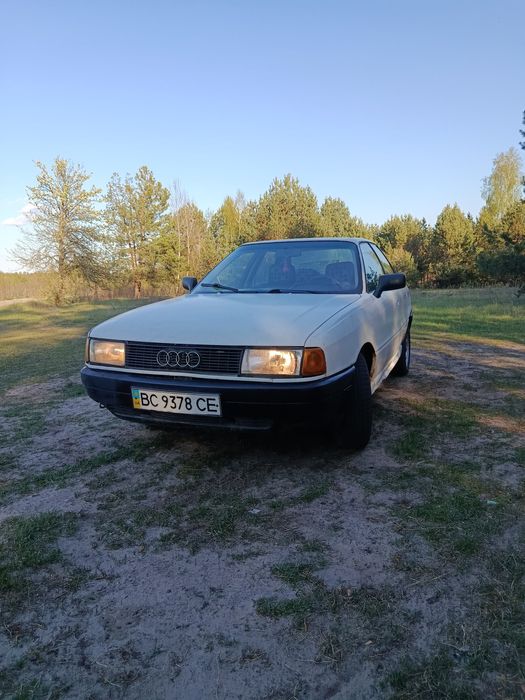 Продам Audi 80 1.6 бензин
