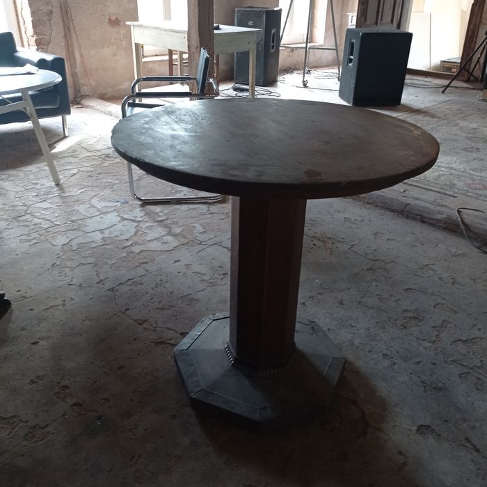 Stół secesyjny okrągły antyk