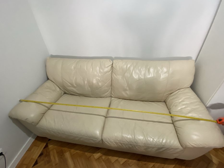 Sofa de pele  cerme ikea
