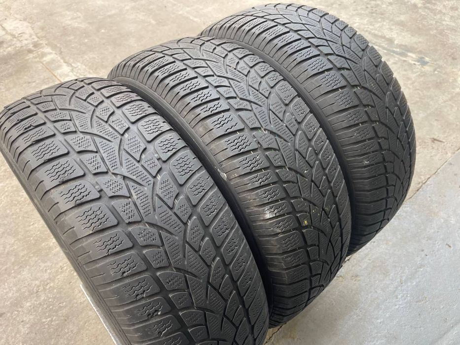 Шини зимові R17 235 65 Dunlop Sport 3D Склад Осокорки: 700 грн ...
