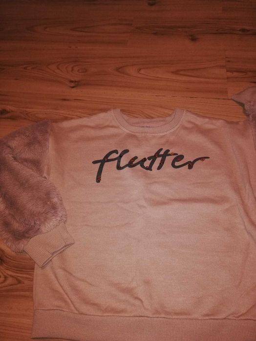 Bluza dresowa futrzane rekawy