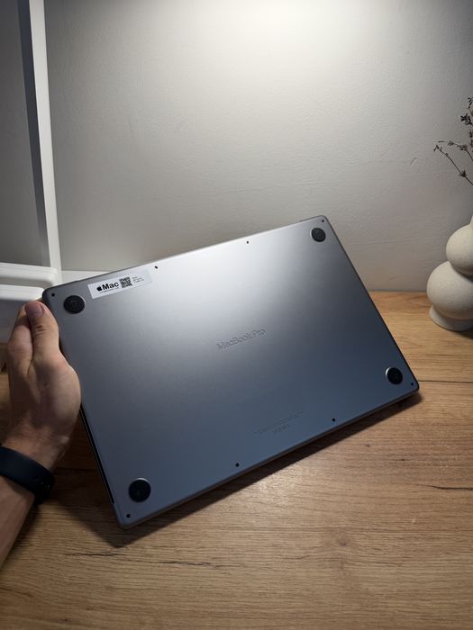 MacBook Pro 16 2021 M1 Max 32 GPU 32Gb RAM 1TB SSD 91%