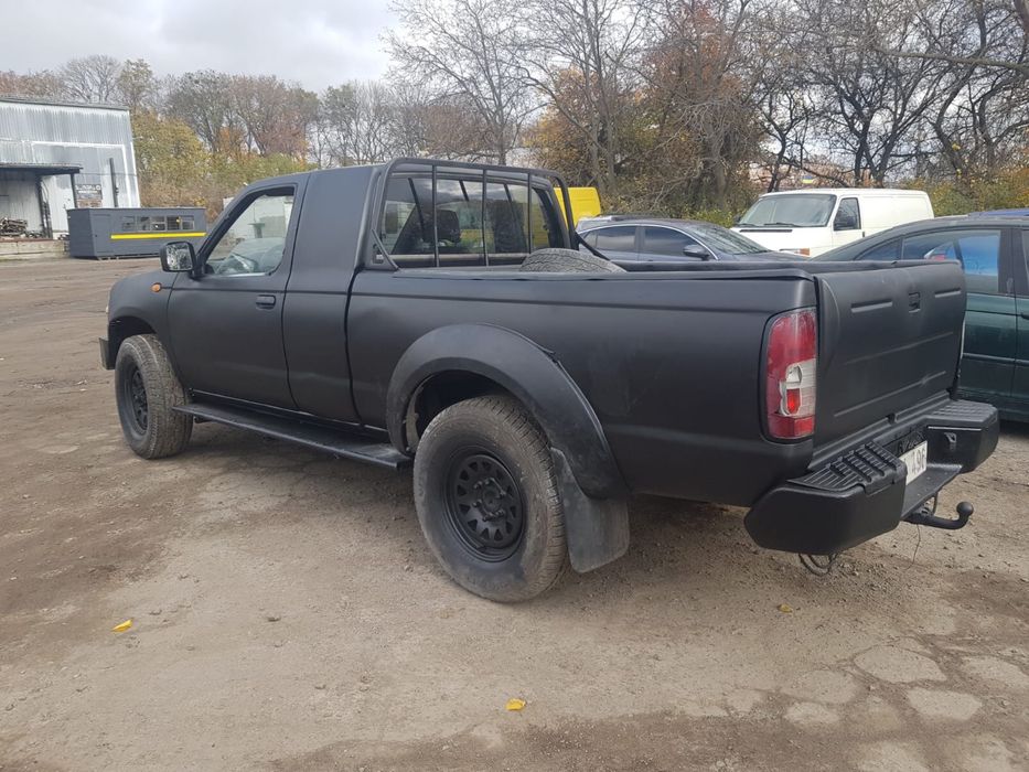 Продам кузова Nissan Navara Д22