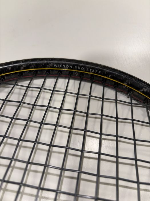 Raquete de Ténis Wilson Pro Staff Six.One v13.0 – 305 g