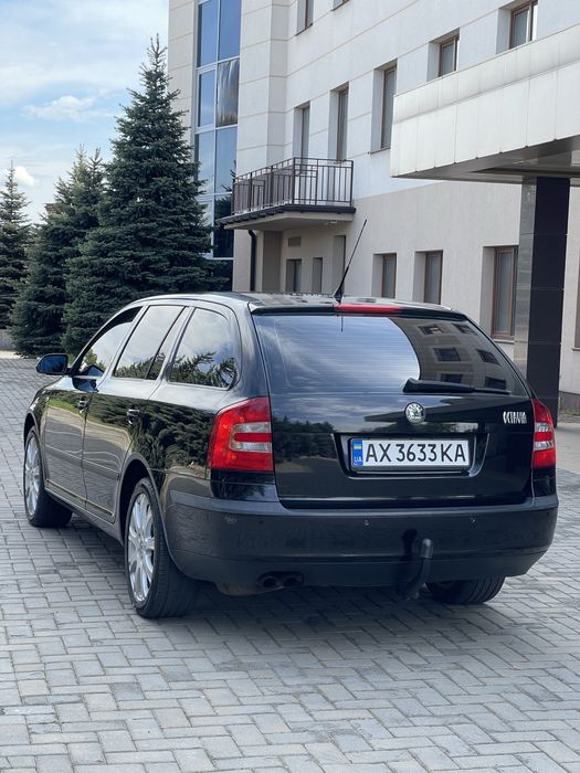Skoda Octavia A5 2.0 бенз Автомат Laurin Klement
