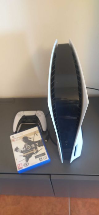 Consola PS5 + 1 Comando + Last of Us I, GoW II e Tsushima *Garantia