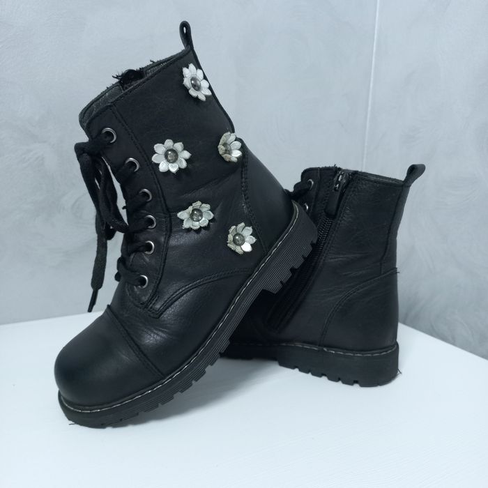 Зимові  ботінки  для дівчинки