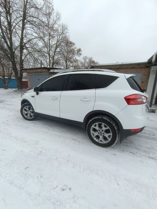 Продам Ford Kuga 2012р 2,5Т бензин