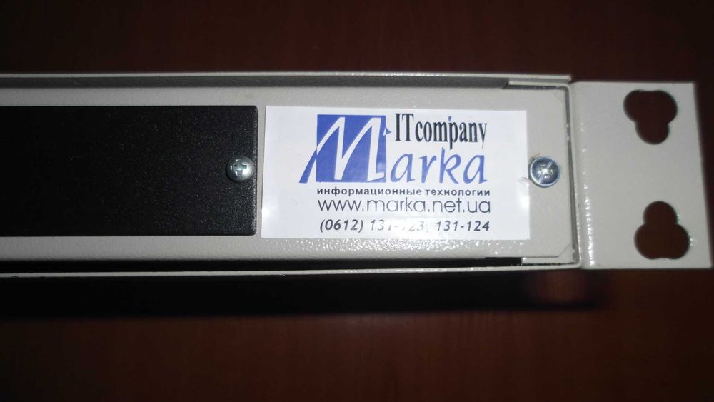 Оптическая патч-панель EServer 1U-16