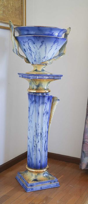 Coluna e taça vintage - Nove italy toliio 80