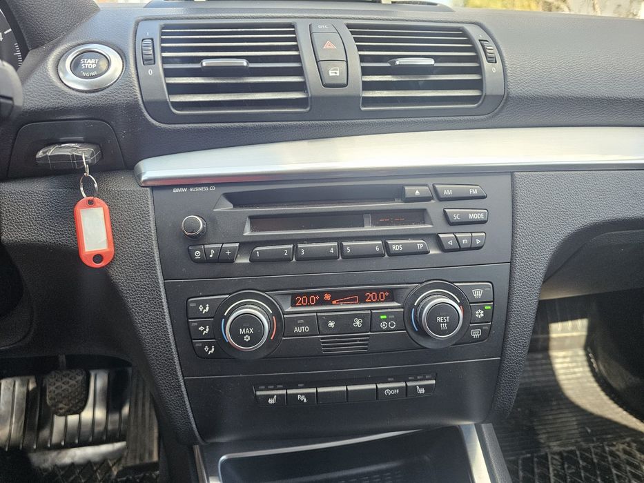 BMW 1 2,0Diesel  2008r skóra z Niemiec