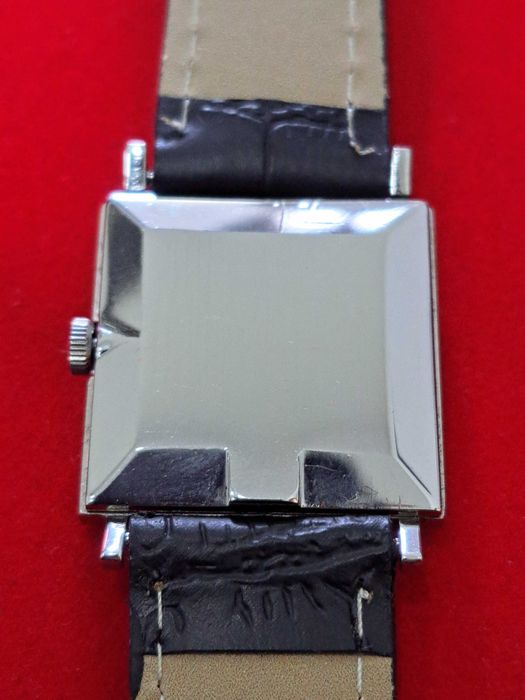 OMEGA de Vile, relógio de pulso para homem