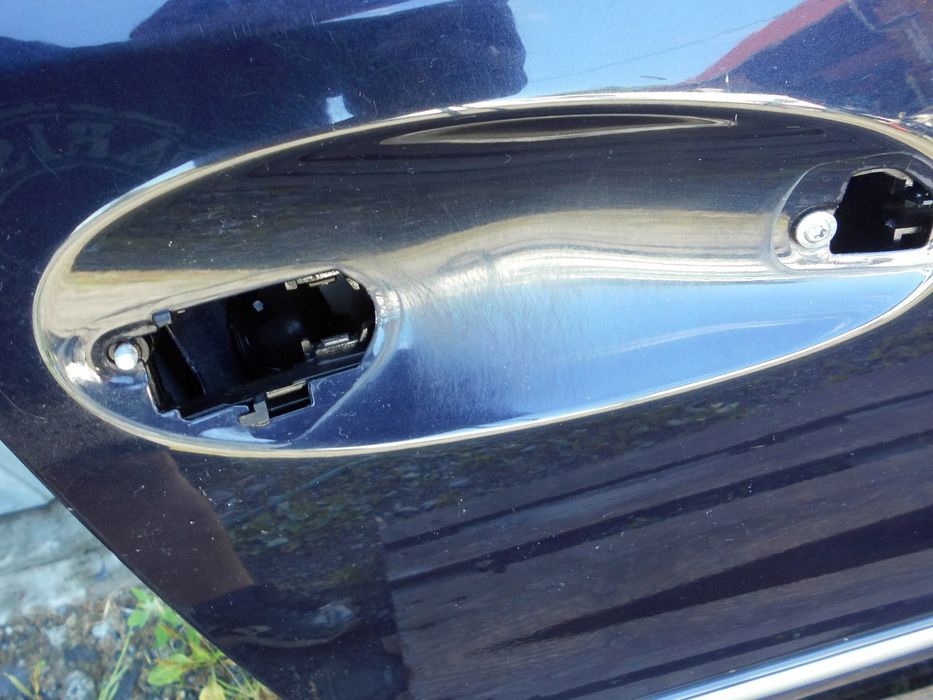 Mercedes W211 Drzwi Prawy przód