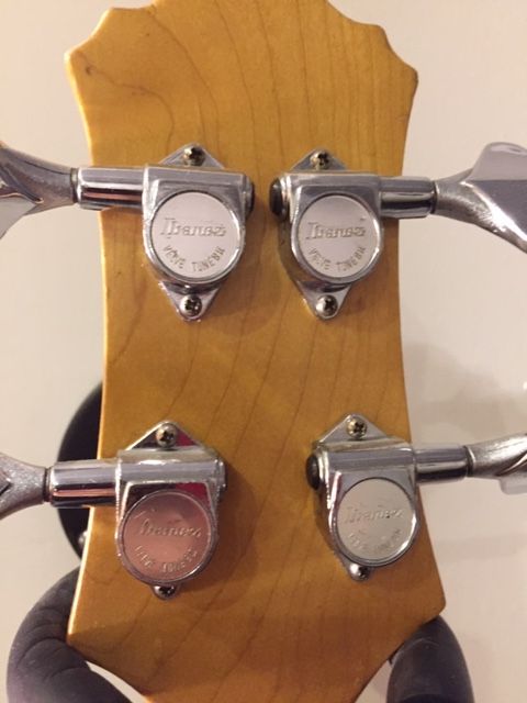 Ibanez 83 Roadstar 2
