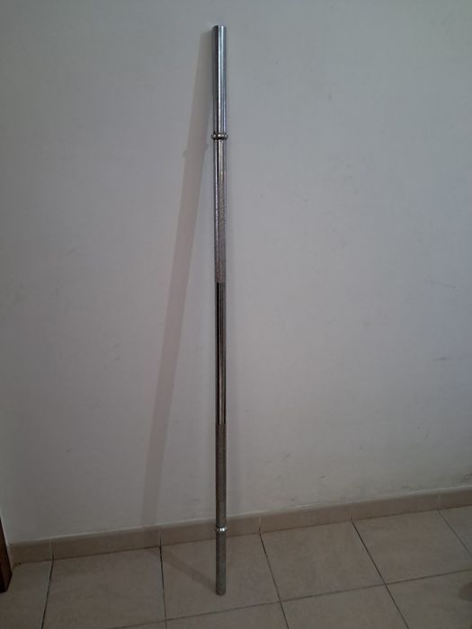 Alteres de ferro + Barra + pesos/bolachas de ferro- 28 kg.