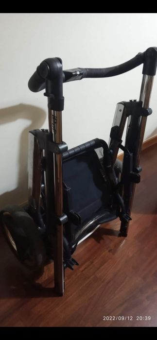 Carrinho de bebé  da marca Bebecar