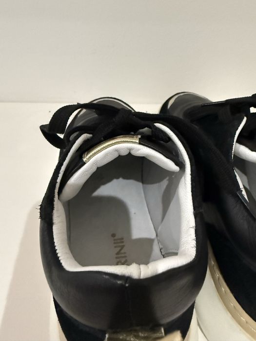 Sneakersy skórzane czarne Carinii 39 czarne