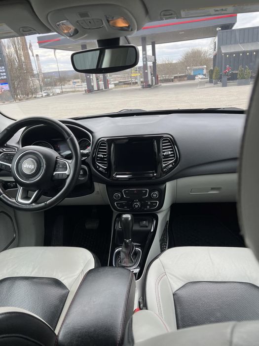 Джип Компас 2019