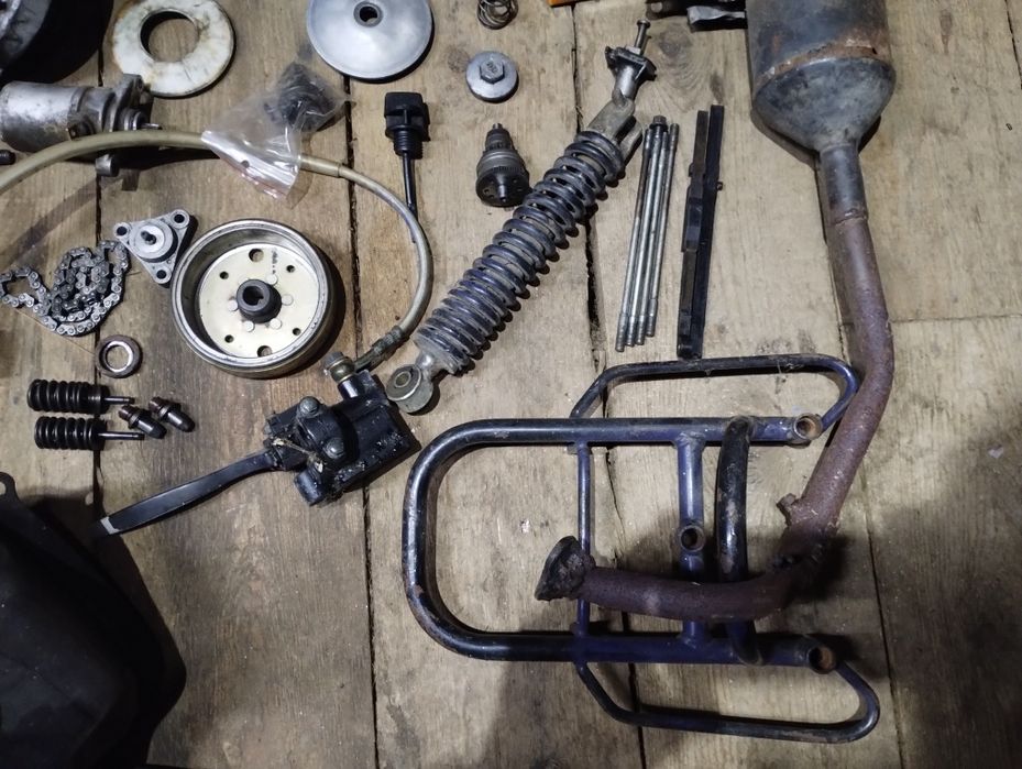 Запчасти китайський скутер 139 qmb