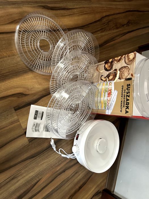 Suszarka do Grzybów Owoców Warzyw ziół 500W 5 Tac Regulacja Temperatury NOWA