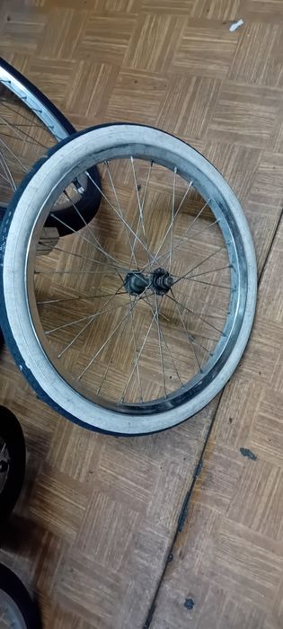 Rama flaming z 1975r Wigry 3 z 82r kierow koło nice