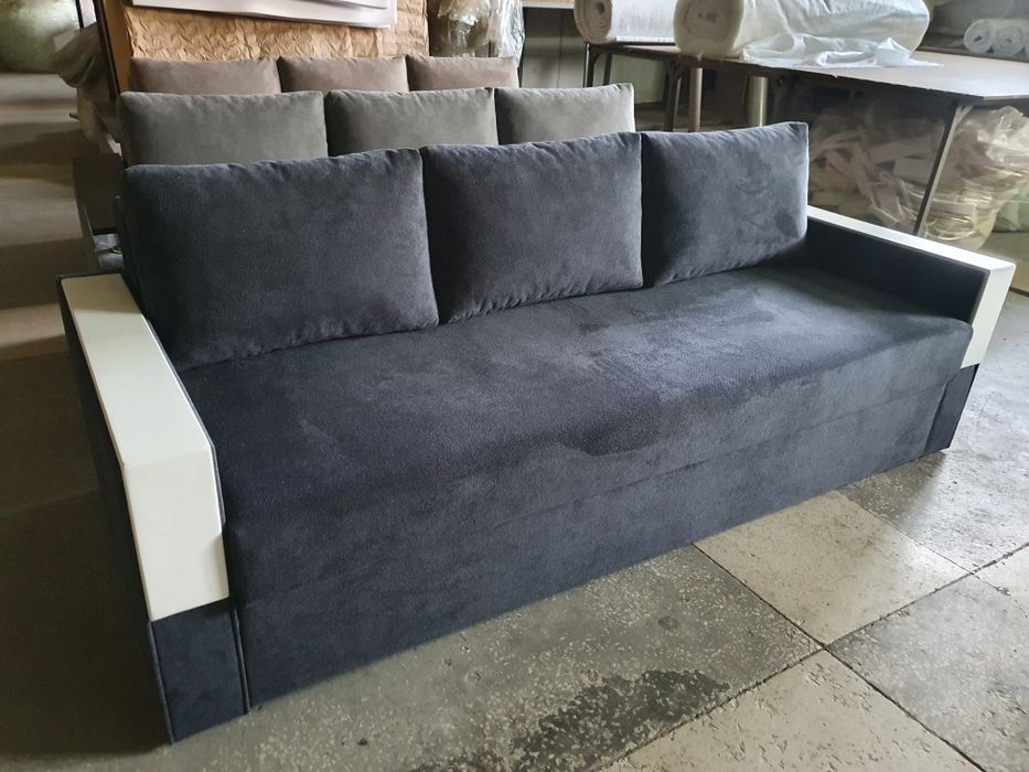 Дивани єврокнижка відкривні боковини,  дерев'яні ламелі,  вибір тканин