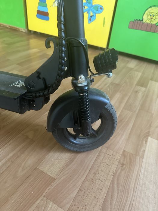Едектросамокат з сидінням  KugoKirin  M2 / 500 W