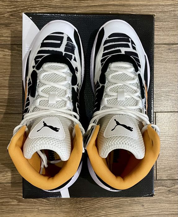 Кросівки PUMA Playmaker Pro Mid Block Party