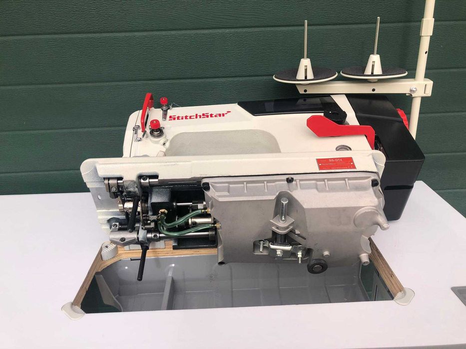 Máquina de costura industrial STITCHSTAR GT4