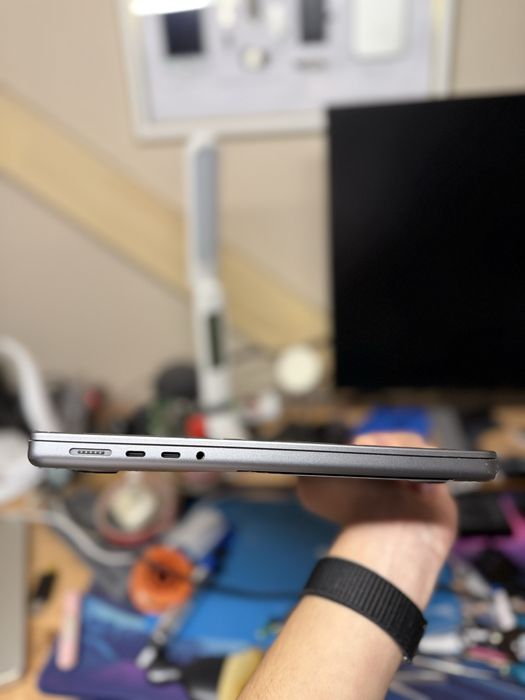 Macbook Pro 14 m1 pro 16/512 mac mini