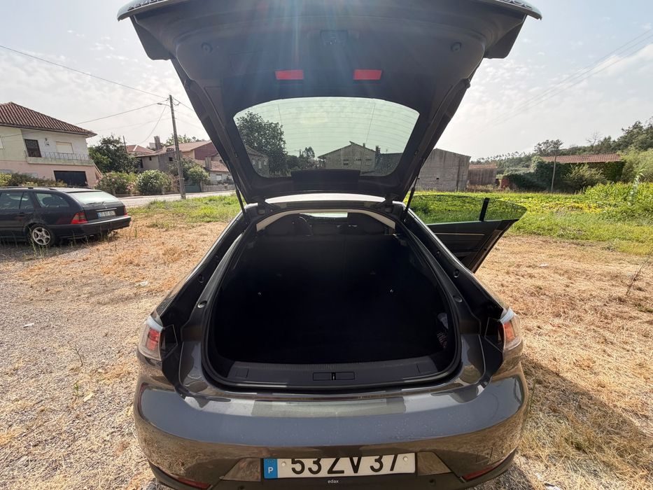 Peugeot 508 Sedan (2020)