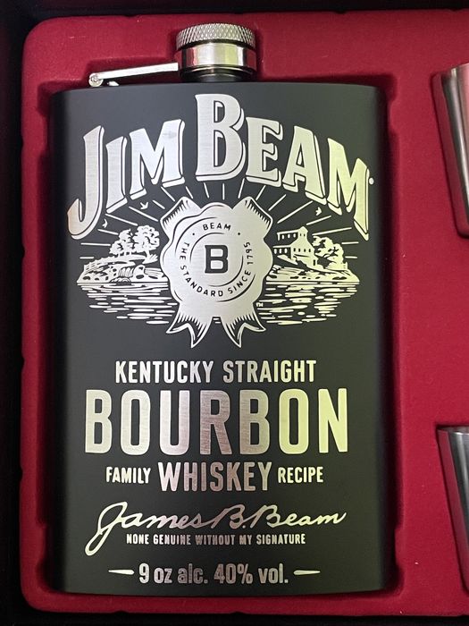 Набір подарунковий фляга з чарками Jim Beam