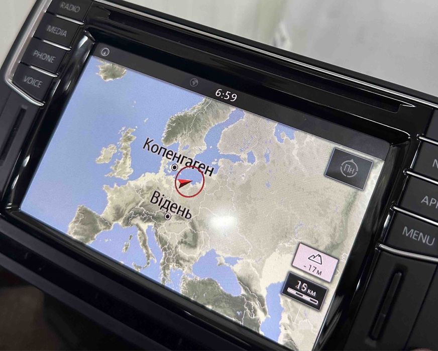 магнітола Discover Composition Media 5c0035680G Passat Tiguan Golf