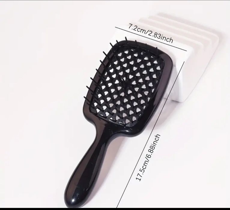 1 шт швидкосохнучої антистатичної щітки для волосся.