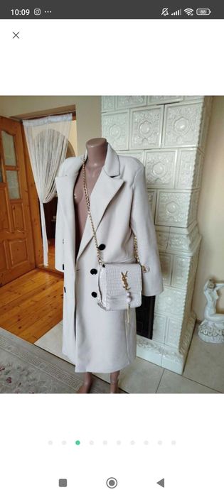 Нове пальто шикарне