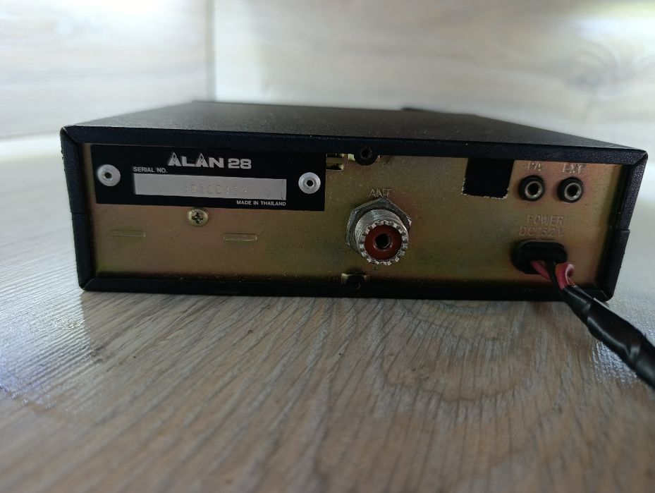 Cb radio Alan 28 + 5 metrowy maszt