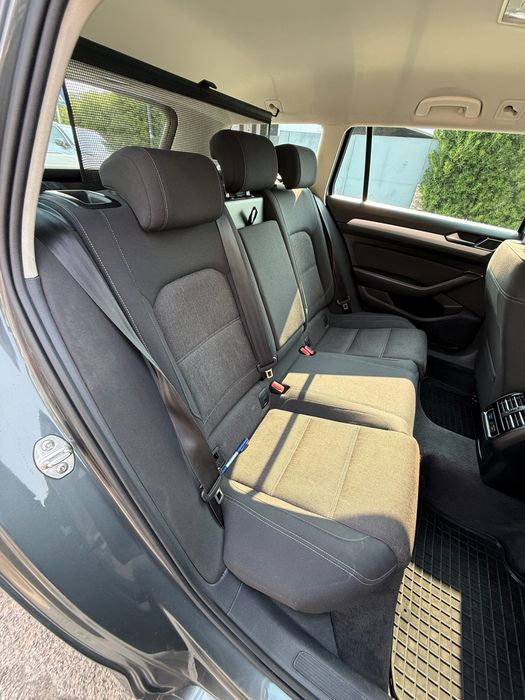 VW Passat 2.0 TDi 2017 ** DESDE 199€ Mês**