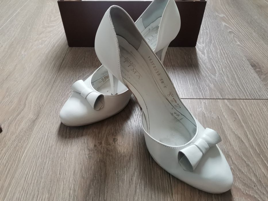 Buty ślubne białe, białe buty na obcasie