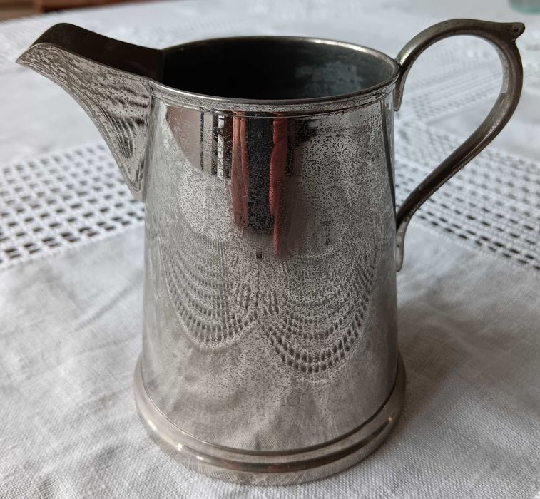 Cafeteira pequena  antiga