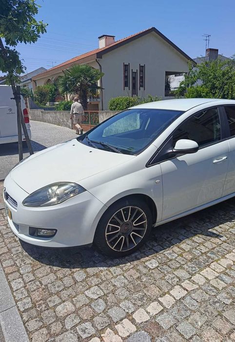 Fiat Bravo II 1.6 D Multijet — 11/2010 — 205.000 km