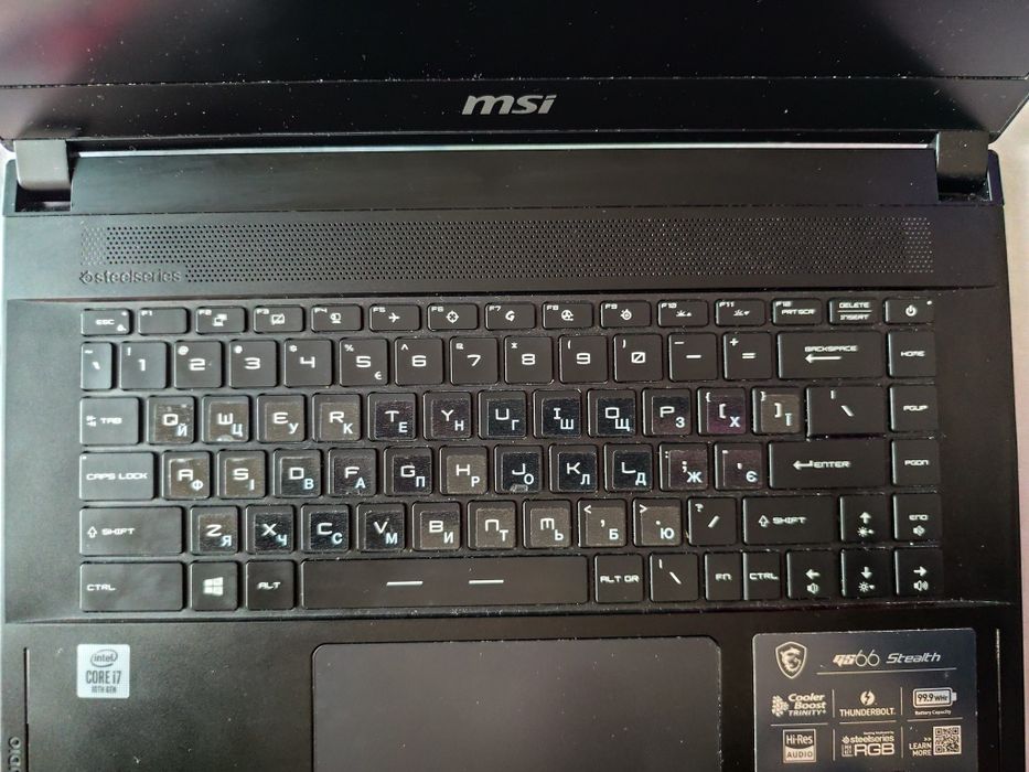 Ноутбук MSI gs66 Stealth