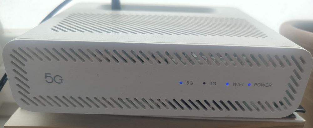 TCL Linkhub 5G CPE HH512LM