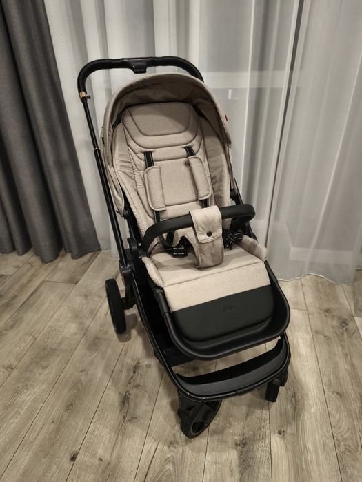 Універсальна коляска-книжка CARRELLO Epica CRL-8510/1 2в1 Аlmond Beige